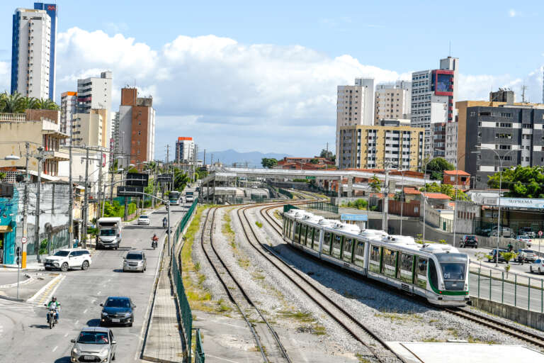 Metrô e VLT vão funcionar no Carnaval 2023: confira como será a operação