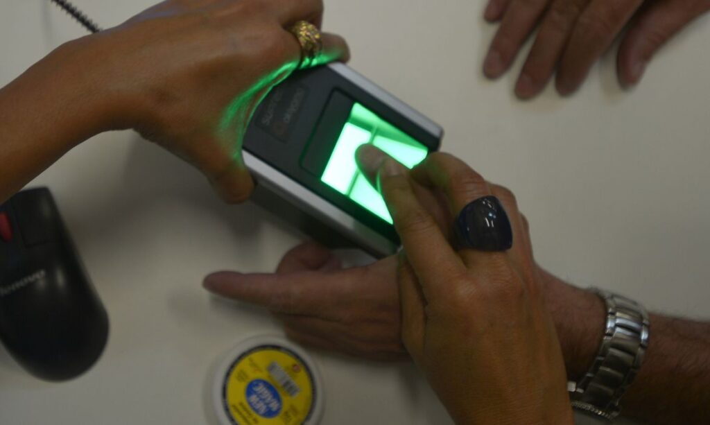 Bolsa Família exige cadastro por biometria? Veja o que diz o governo