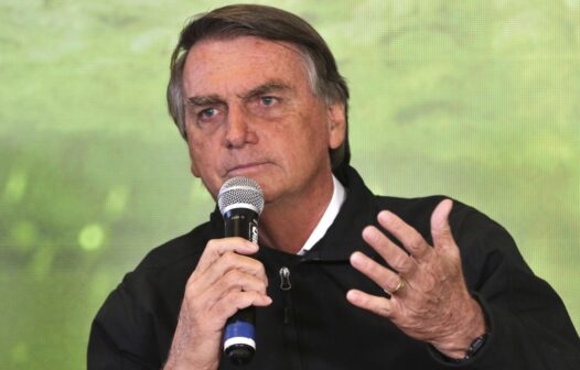 Polícia Federal pode ouvir Bolsonaro no exterior sobre inquérito dos atos golpistas