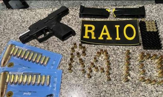 Polícia captura suspeito de posse ilegal de arma de fogo em Quixadá