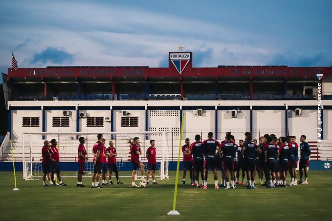 Preparação do Fortaleza para o Clássico-Rei conta com dois treinos noturnos