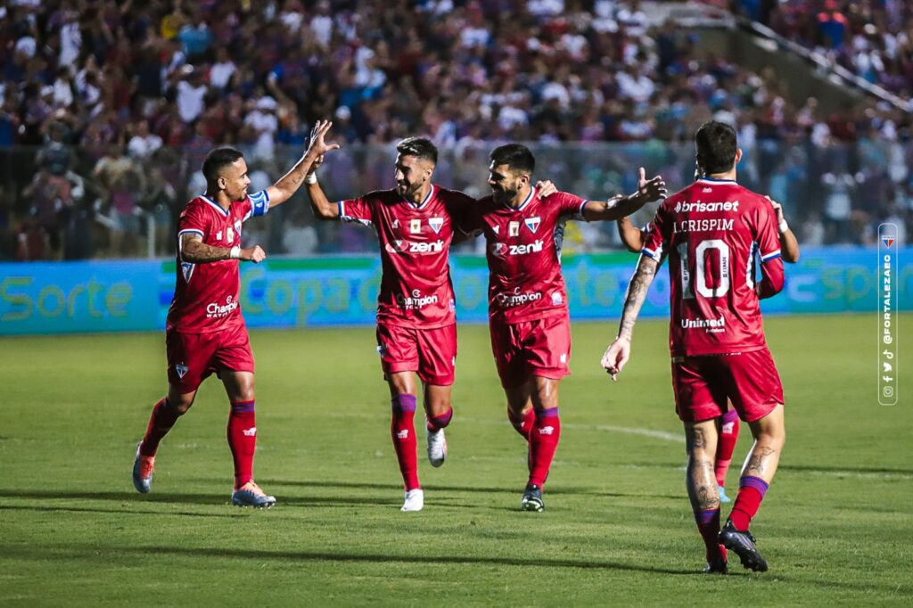 Fortaleza vence o Náutico e segue líder isolado do Grupo A da Copa do Nordeste