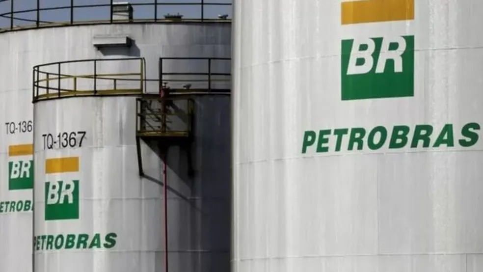 Petrobras anuncia redução no preço da gasolina em 3,92% e do diesel em 1,95%