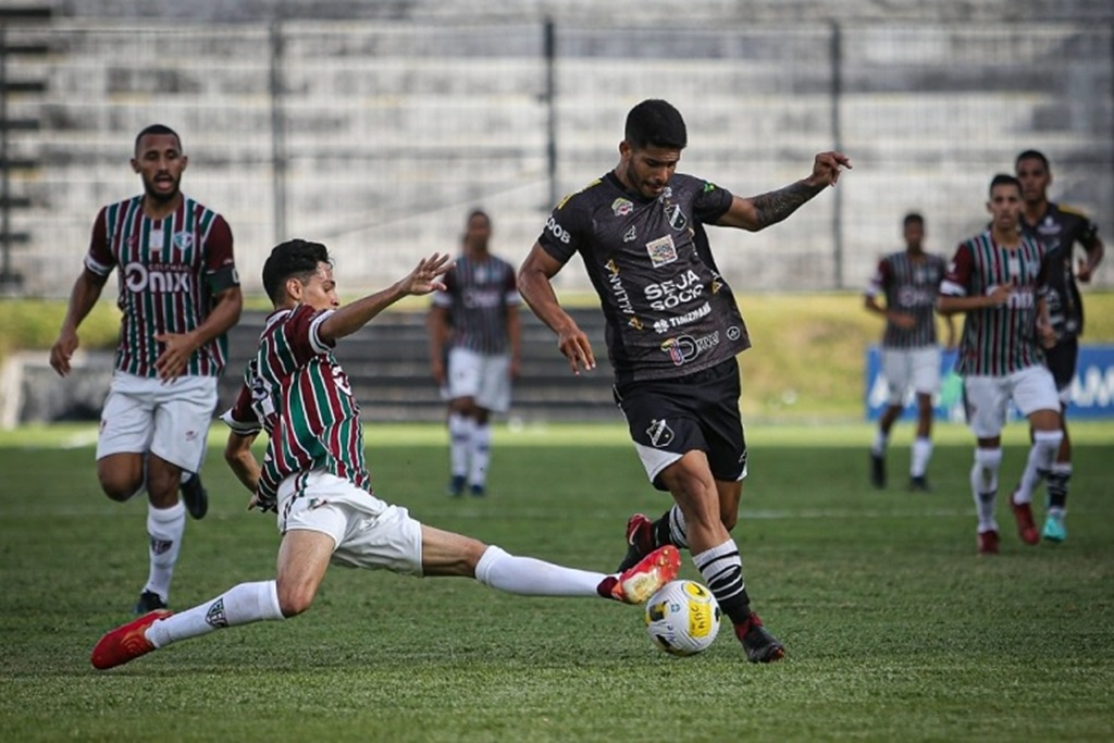 ABC x Fluminense-PI: assista ao vivo à partida da Copa do Nordeste