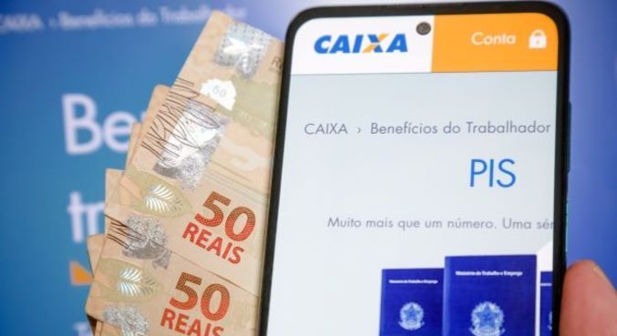 Trabalhadores recebem abono salarial a partir desta segunda (15); saiba quem tem direito