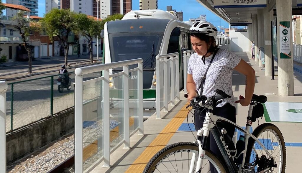 Acesso de bicicletas no VLT Parangaba-Mucuripe está liberado; confira regras de utilização