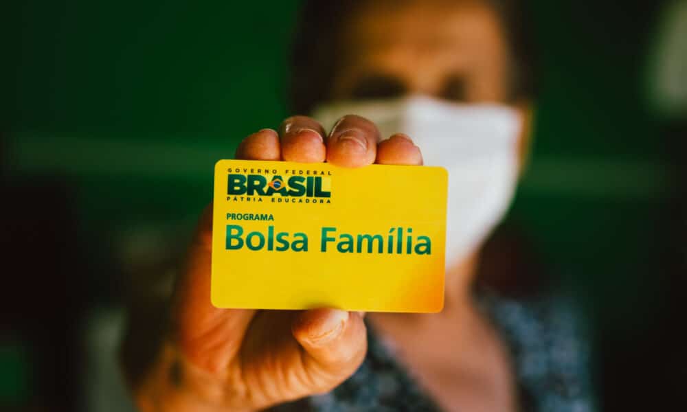 Cadastro do Bolsa Família terá que ser atualizado. Veja como fazer!