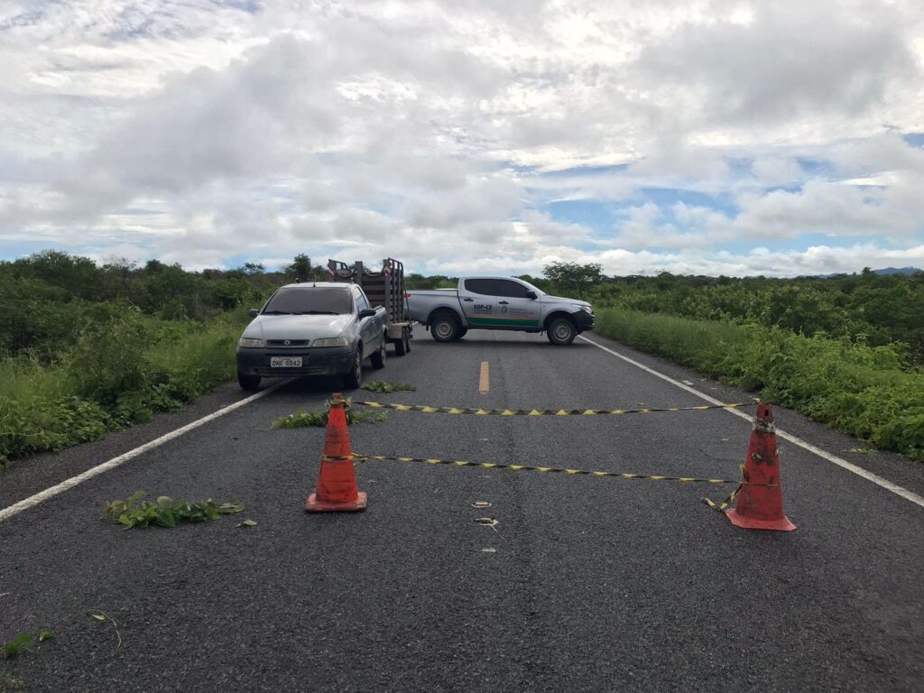 Sete rodovias do Ceará estão com bloqueios totais ou parciais