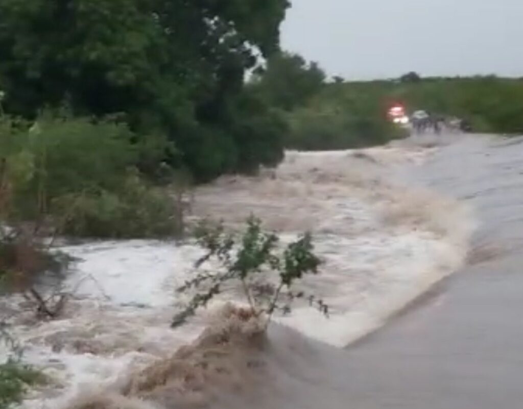 Ceará: Oito rodovias estaduais estão com bloqueios totais ou parciais após chuvas