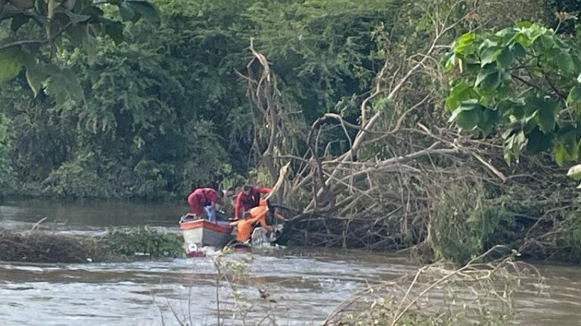 Corpo de motorista de Piquet Carneiro que desapareceu em correnteza é encontrado