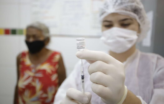 Covid-19: saiba onde se vacinar com a vacina bivalente em Fortaleza
