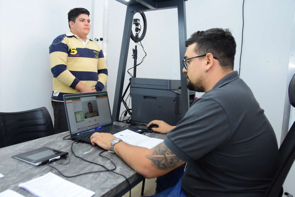 Caminhão do Cidadão vai realizar fotos e coleta de digitais com biometria