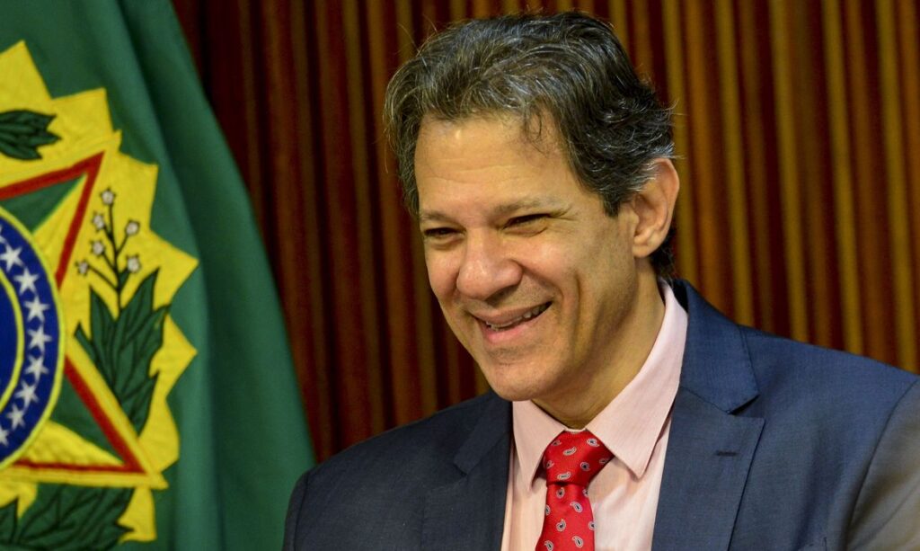 Haddad anuncia R$ 26,9 bilhões para repor perdas estaduais de ICMS