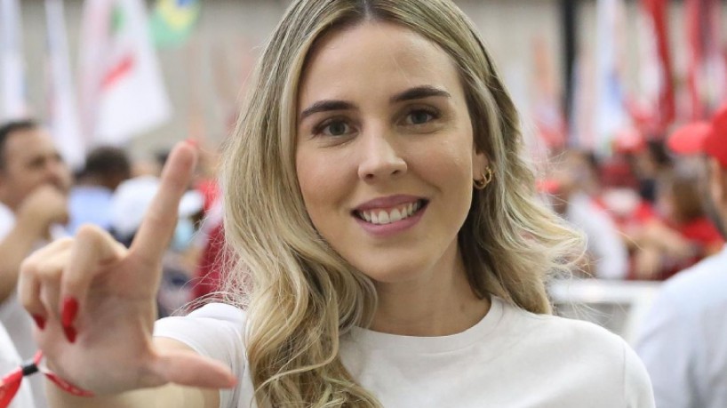 Jade Romero é a segunda mulher a assumir o Governo na história do Ceará