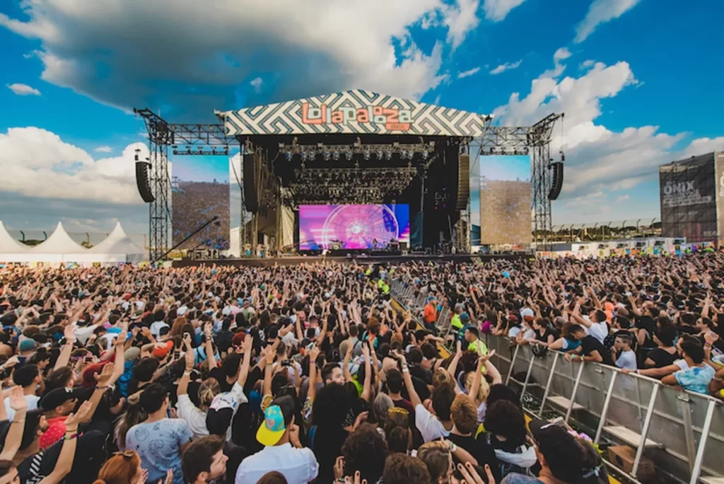 Lollapalooza confira programação de domingo (26) e onde assistir ao vivo