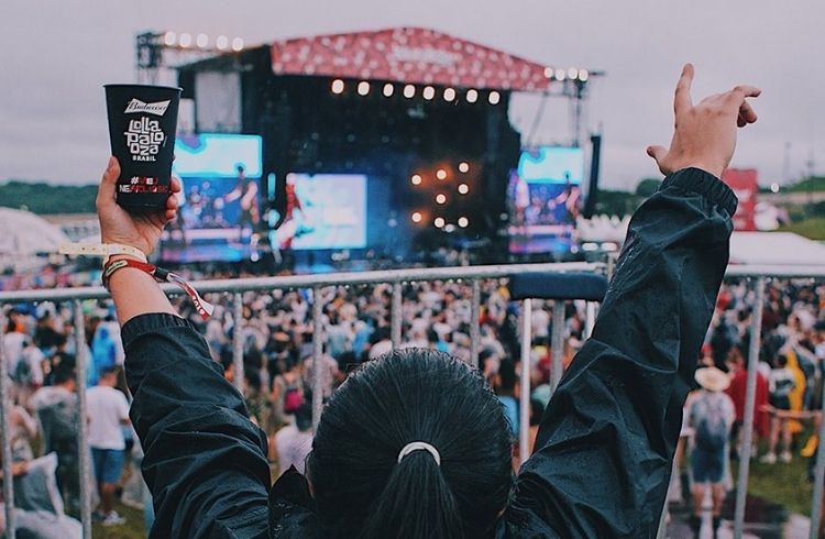 Lollapalooza confira programação de sexta-feira (24) e onde assistir ao vivo