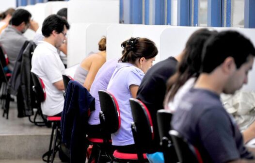 Ocara abre concurso público com salário de até R$ 11 mil; confira edital