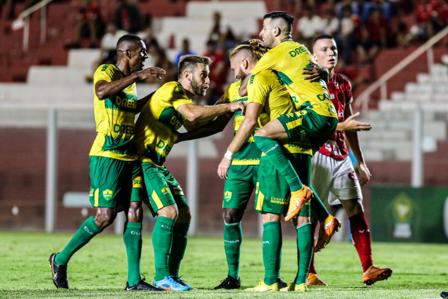 Progresso x São Raimundo: assista ao vivo à partida do Campeonato Roraimense