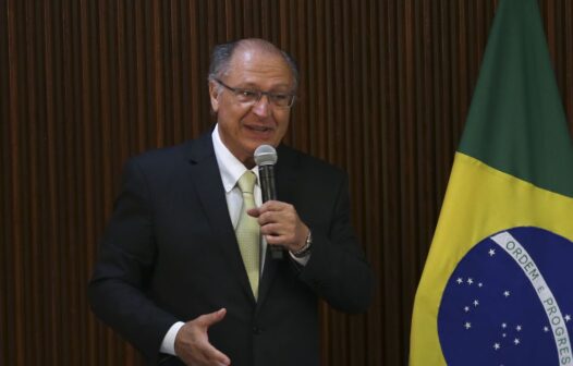 Reforma tributária elevará arrecadação de municípios, afirma Alckmin