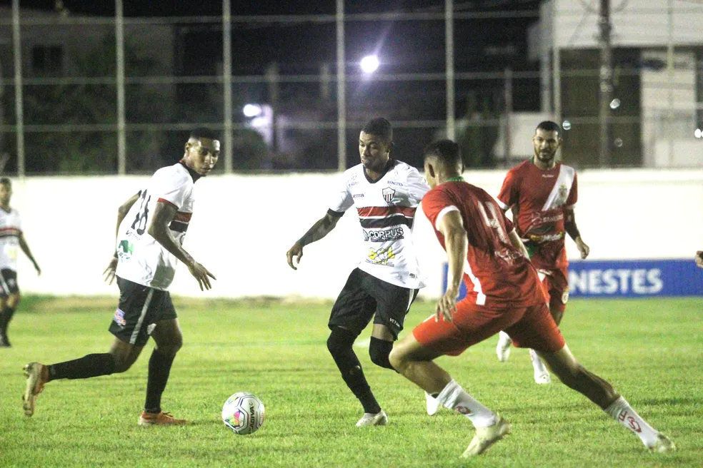 Serra x Real Noroeste: assista ao vivo à partida do Campeonato Capixaba