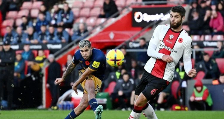 Manchester United x West Ham: saiba onde assistir jogo da Copa da  Inglaterra