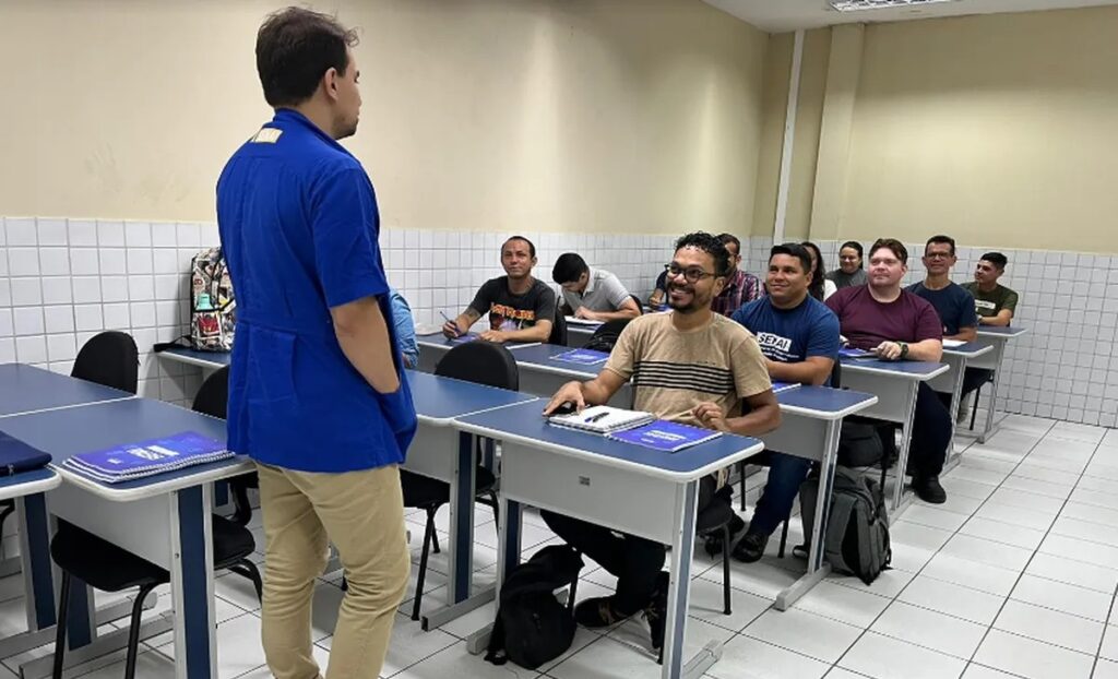 Programa Fortaleza + Futuro oferta 3.915 vagas para cursos profissionalizantes