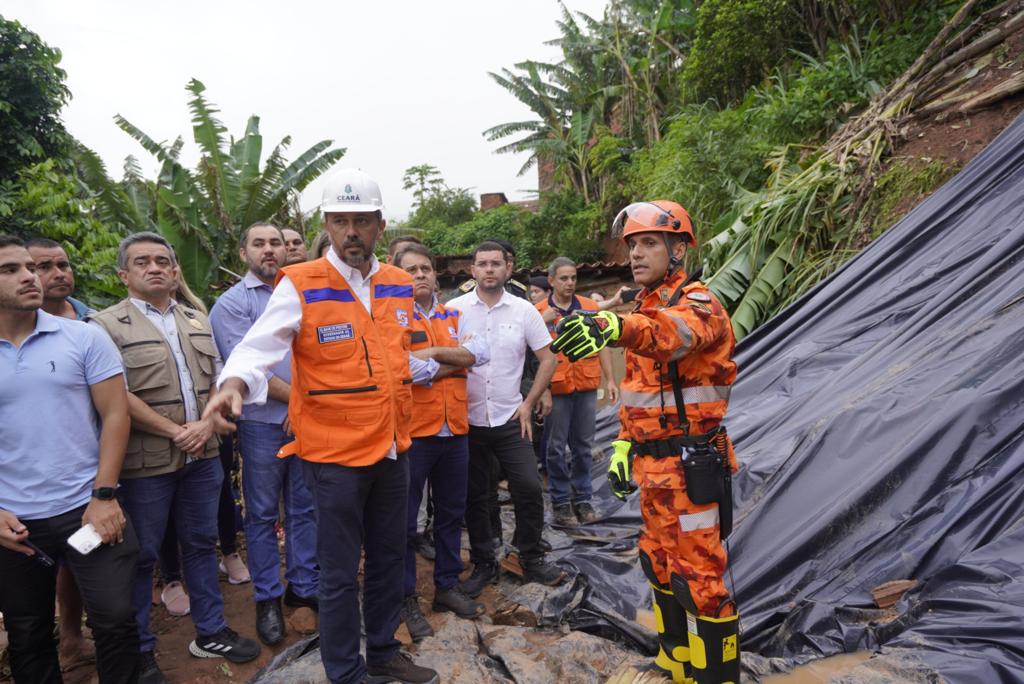 Quatro cidades cearenses são monitoradas com risco devido às fortes chuvas; saiba quais são