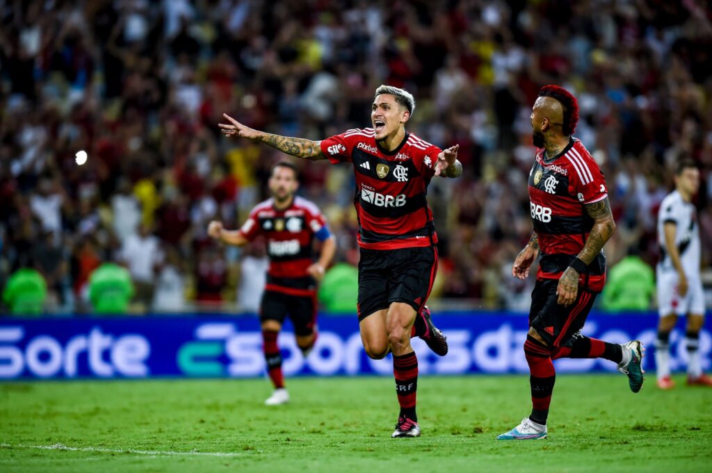 Flamengo vence o Vasco e se classifica para a decisão do Campeonato Carioca