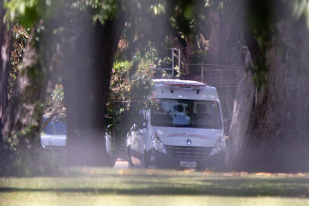 Saúde de Lula: ambulância fica de prontidão no Palácio da Alvorada