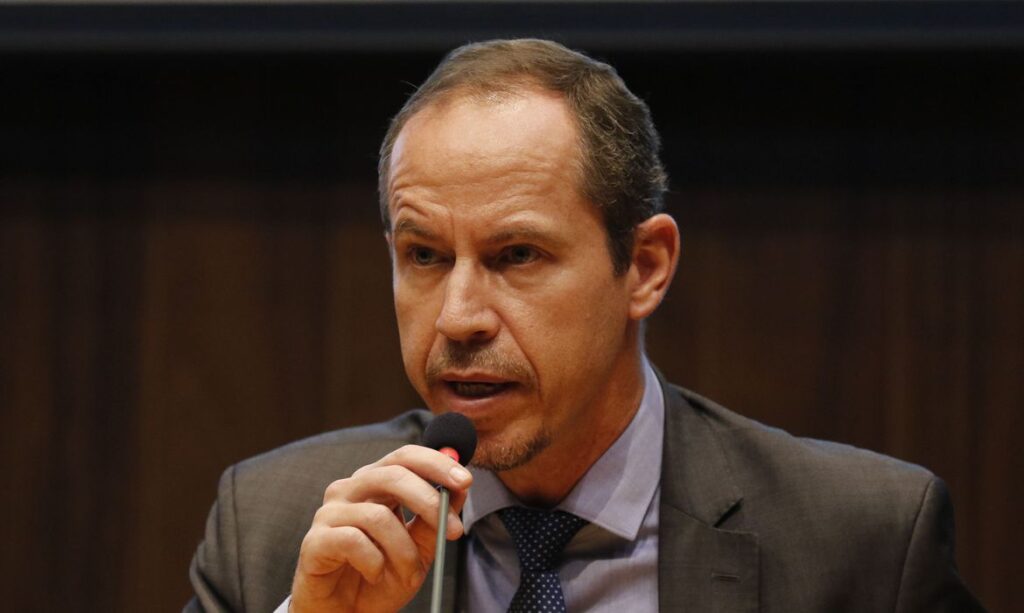 Ricardo Cappelli será ministro interino do GSI