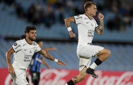 Corinthians inicia Libertadores com vitória sobre Liverpool no Uruguai