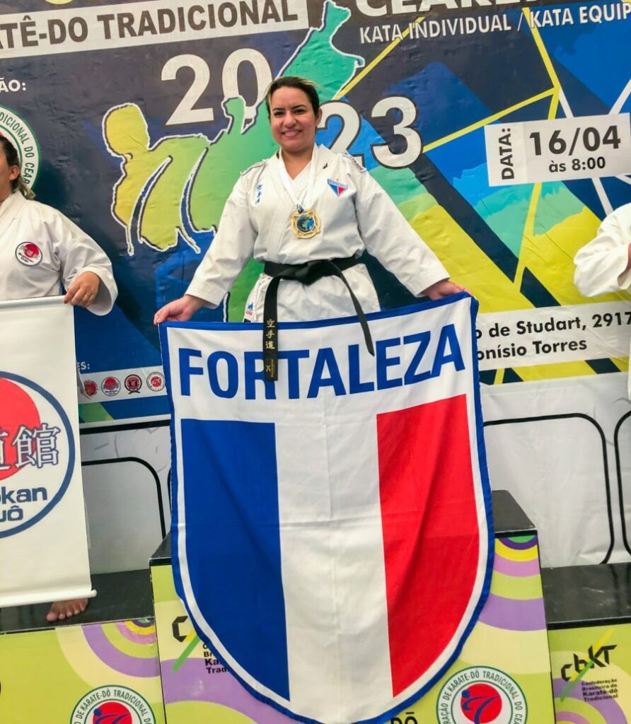 Ana Cherly conquista 11º título do Campeonato Cearense de Karatê