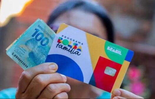 Bolsa Família: novo grupo de beneficiários recebe nesta terça-feira (25); acesse calendário