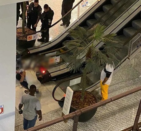 Homem é assassinado a tiros em escada rolante de shopping do Rio de Janeiro