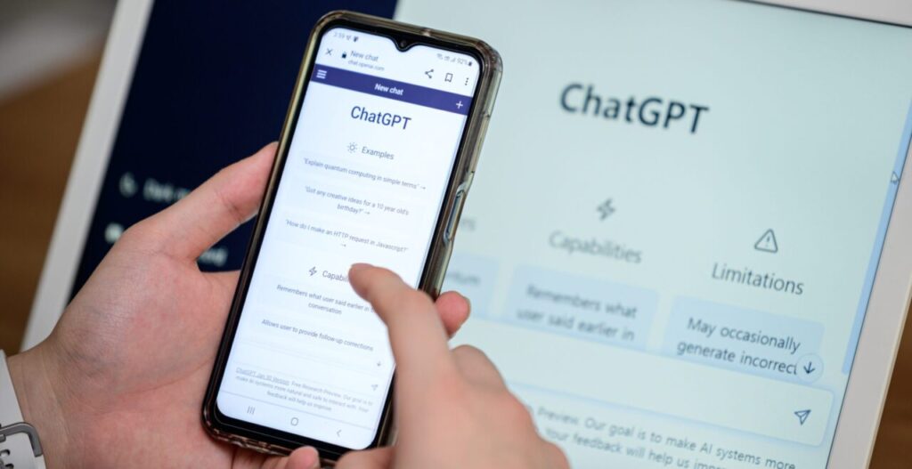 Itália bloqueia ChatGPT após suspeita de violação à privacidade de usuários