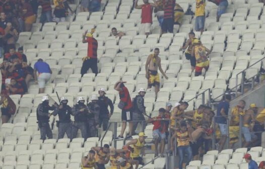 Jogo entre Ceará e Sport registra 390 cadeiras quebradas na Arena Castelão