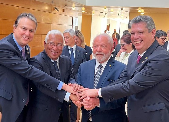 Lula assina 13 acordos com Portugal e anuncia abertura de escritório da Apex em Lisboa