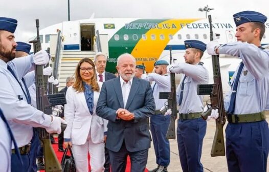 Presidente Lula desembarca em Portugal em primeira viagem à Europa