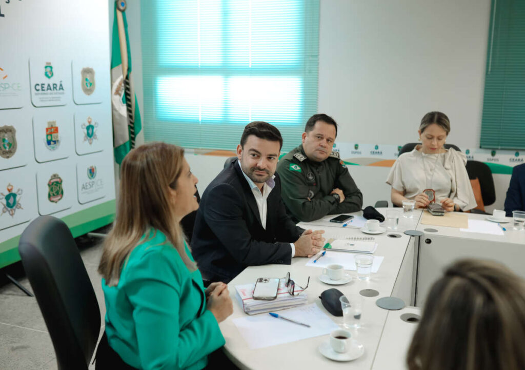 Secretarias do Governo do Ceará se reúnem para alinhar segurança nas escolas