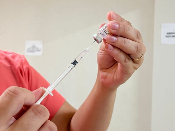 Vapts Vupts abrem as portas para imunizar população contra covid-19 e influenza