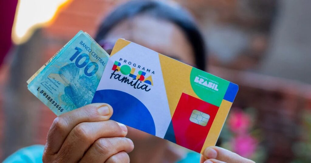 Bolsa Família: novo grupo de beneficiários recebe nesta terça-feira (30); mais detalhes