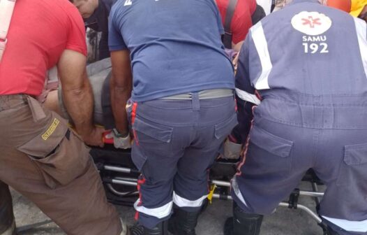 Bombeiros resgatam homem obeso de 250kg que caiu de cadeira no bairro Messejana, em Fortaleza