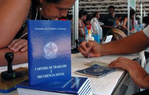 Ceará inicia a semana com mais de 1,8 mil vagas de trabalho; confira oportunidades