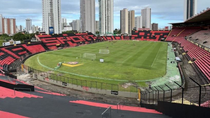 Ceará pede adiamento da final da Copa do Nordeste por risco de superlotação da Ilha do Retiro