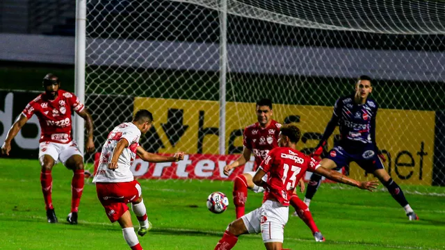 Vila Nova x Ceará: horário e onde assistir ao vivo o jogo pela Série B do  Brasileirão