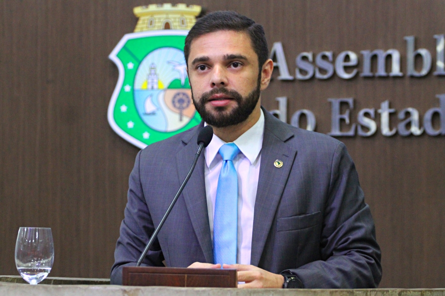 Petista defende candidatura de Evandro Leitão para a Prefeitura em 2024 e Guimarães e Cid para o Senado em 2026