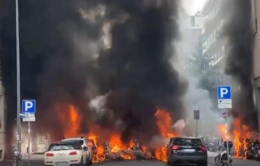 Explosão no centro de Milão incendeia carros e deixa feridos