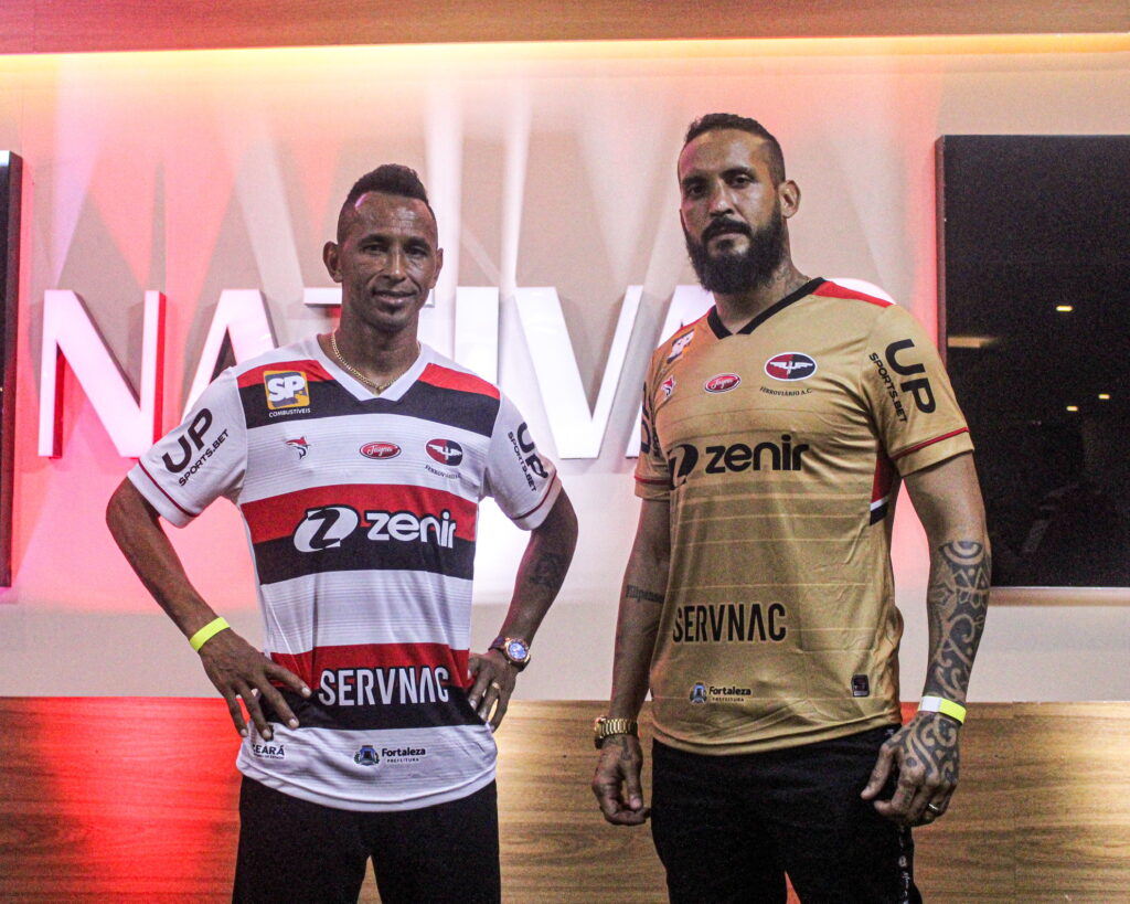 Ferroviário apresenta novo uniforme e empossa Jardel como embaixador