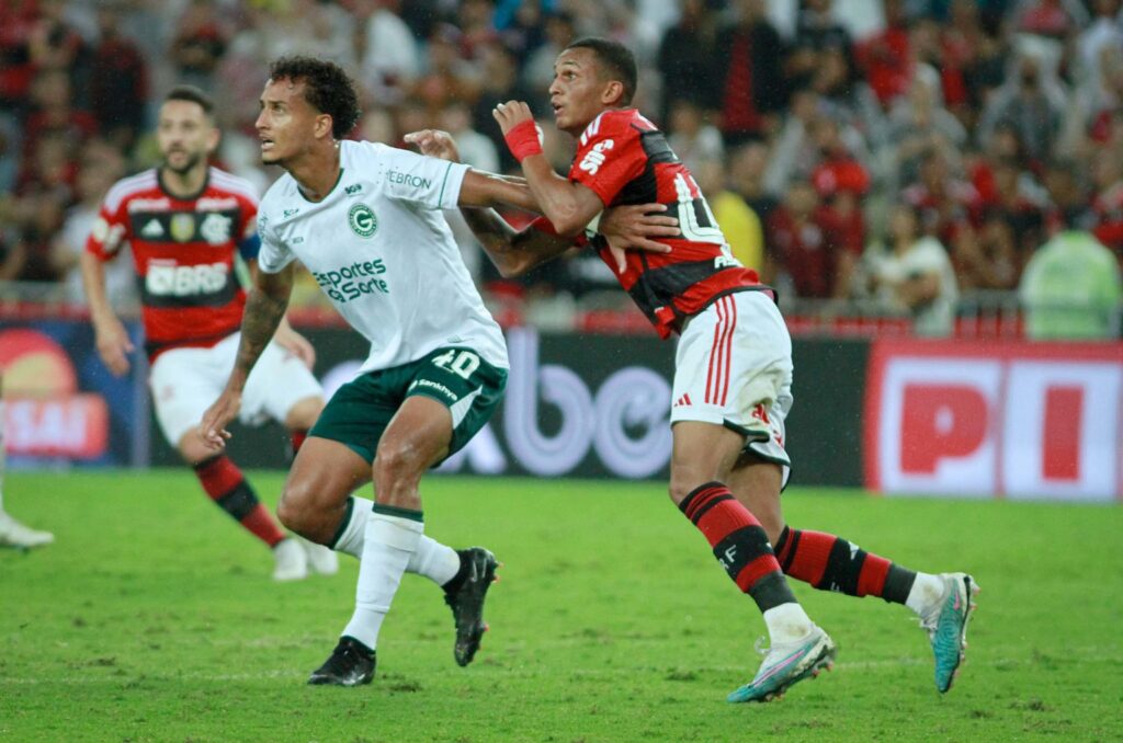 Goiás x Botafogo: assista ao vivo ao jogo de hoje do Brasileirão