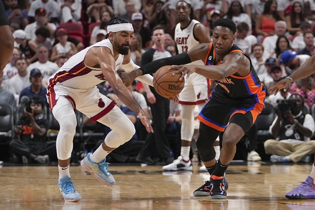 Heat x Knicks assista ao vivo ao jogo 6 da NBA de hoje, sexta-feira (12)